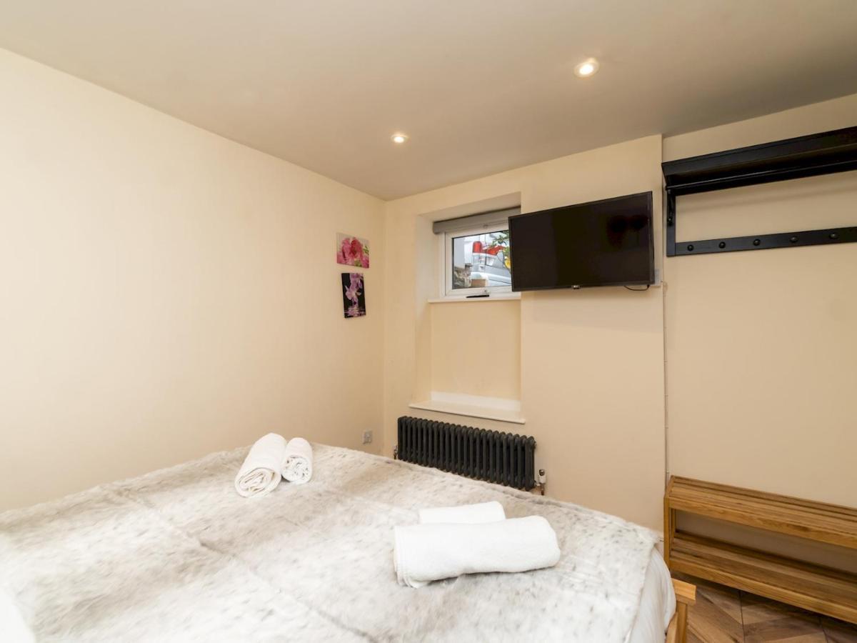 Pass The Keys Lovely 1 Bed Apartment With Free Parking Μπαθ Εξωτερικό φωτογραφία